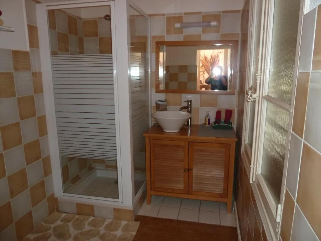 Hotel Mas De Valiguiere Saze  Pokoj fotografie